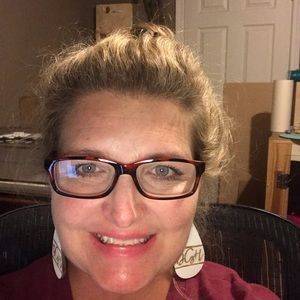 Meet your Posher, Delta